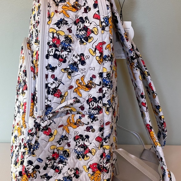 New Vera Bradley Disney Essential Large Backpack "MICKEY MOUSE FAMILY FUN" - Picture 3 of 8